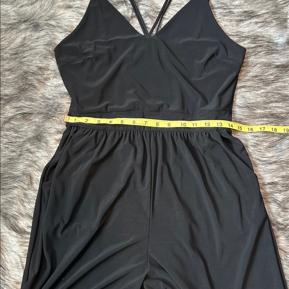 NWT Kayleigh Zenia Front Cross Strap Detail Jumpsuit Black Size Large - Picture 7 of 10